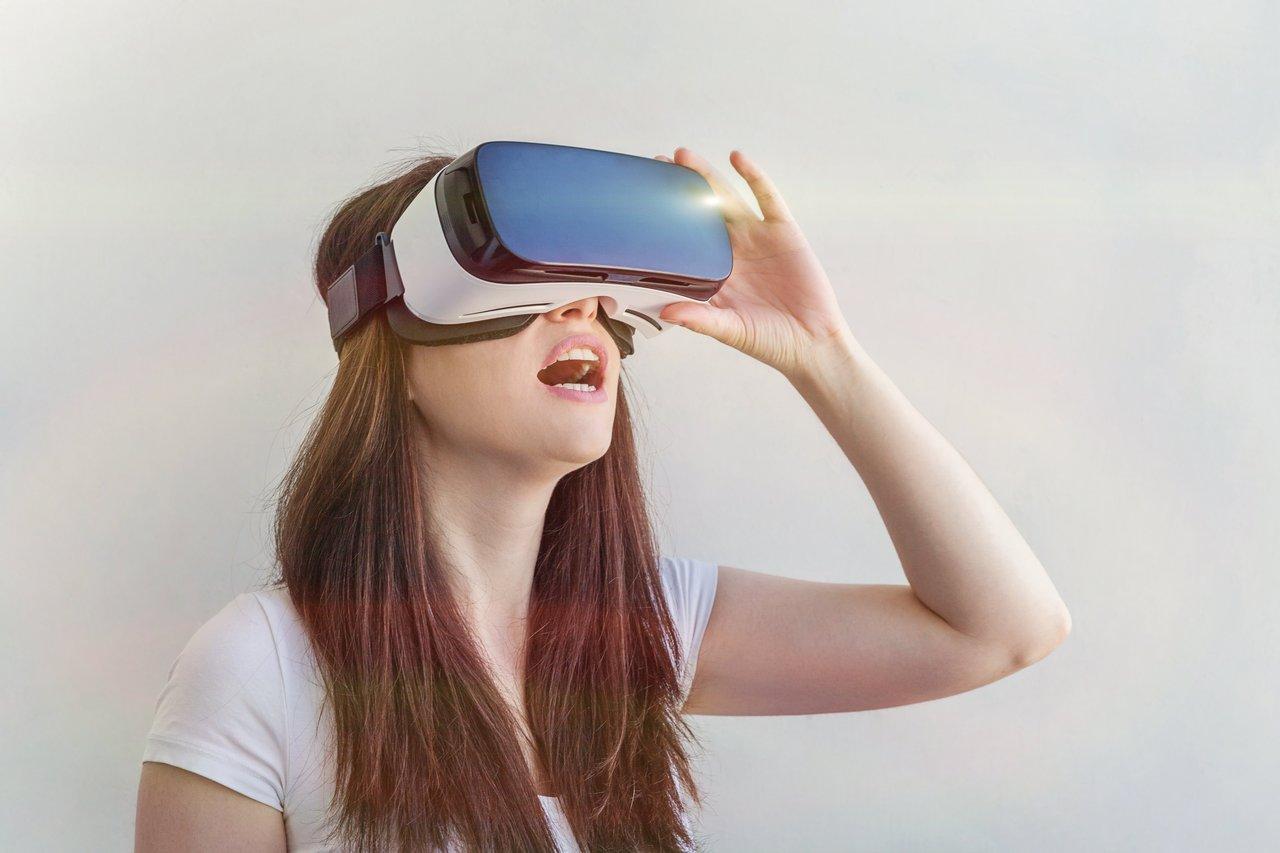Test complet du dernier casque de réalité augmentée : expérience, autonomie et applications professionnelles