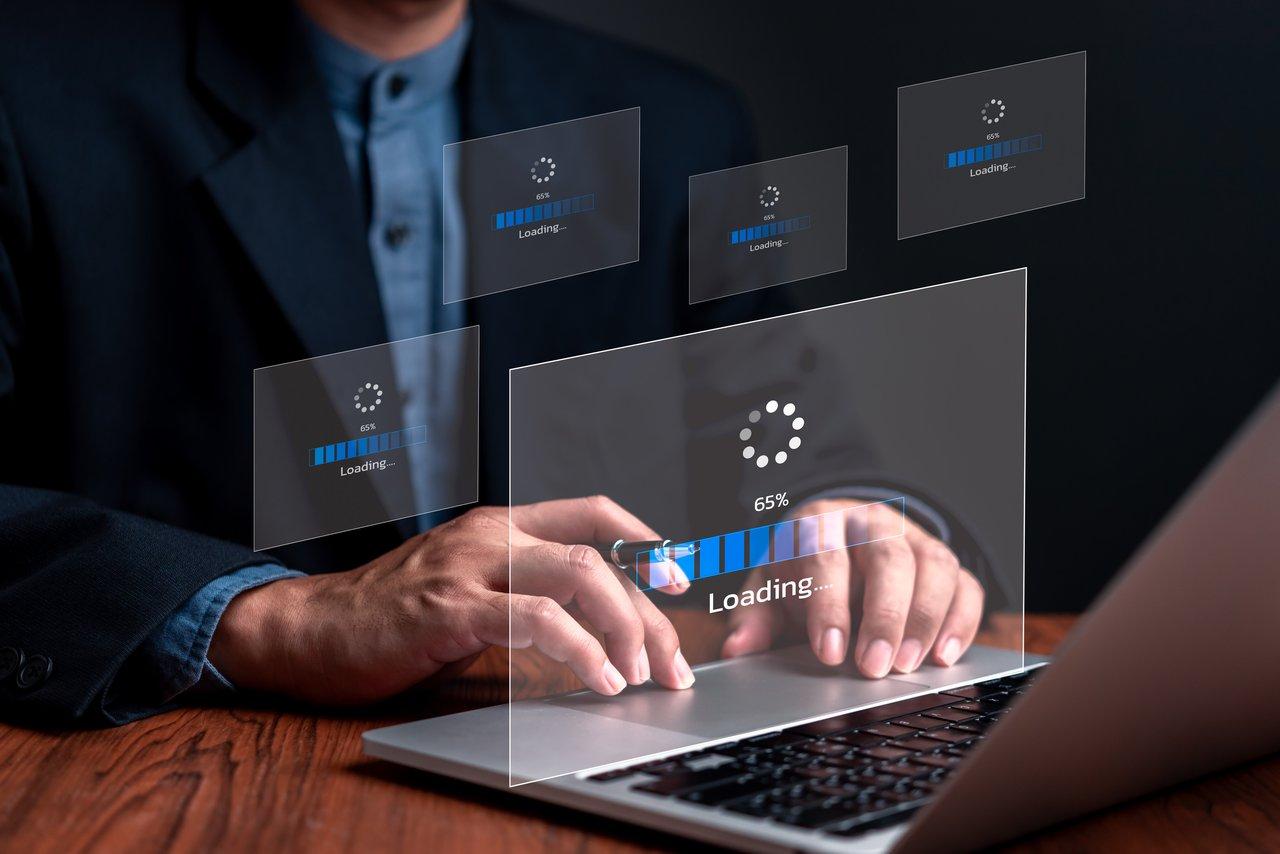Interface web moderne illustrant la performance, le design intuitif et le monitoring en temps réel.