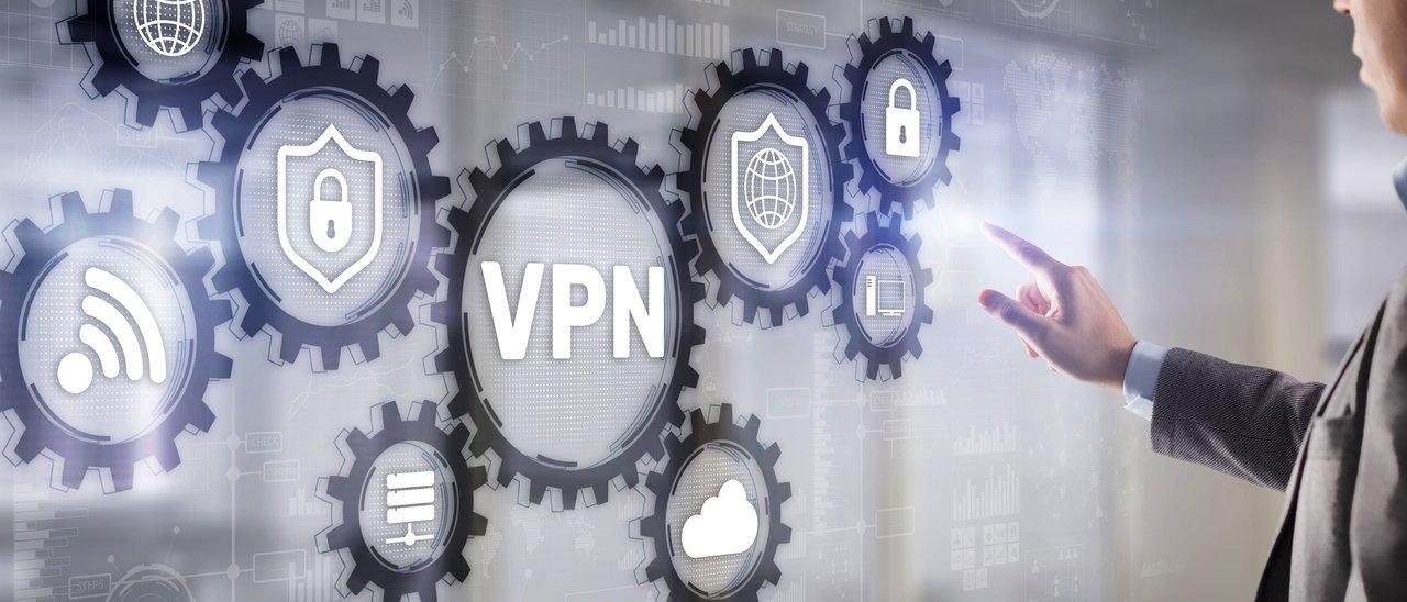 Schéma comparatif de la taille de code et architecture sécuritaire entre WireGuard et OpenVPN, illustrant la vpn security architecture comparison.