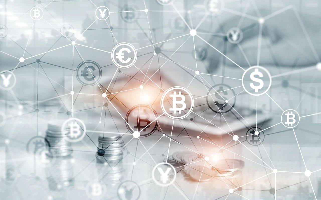 Schéma illustrant l'écosystème blockchain, l'interopérabilité des protocoles et l'engagement des institutions financières dans la finance décentralisée.