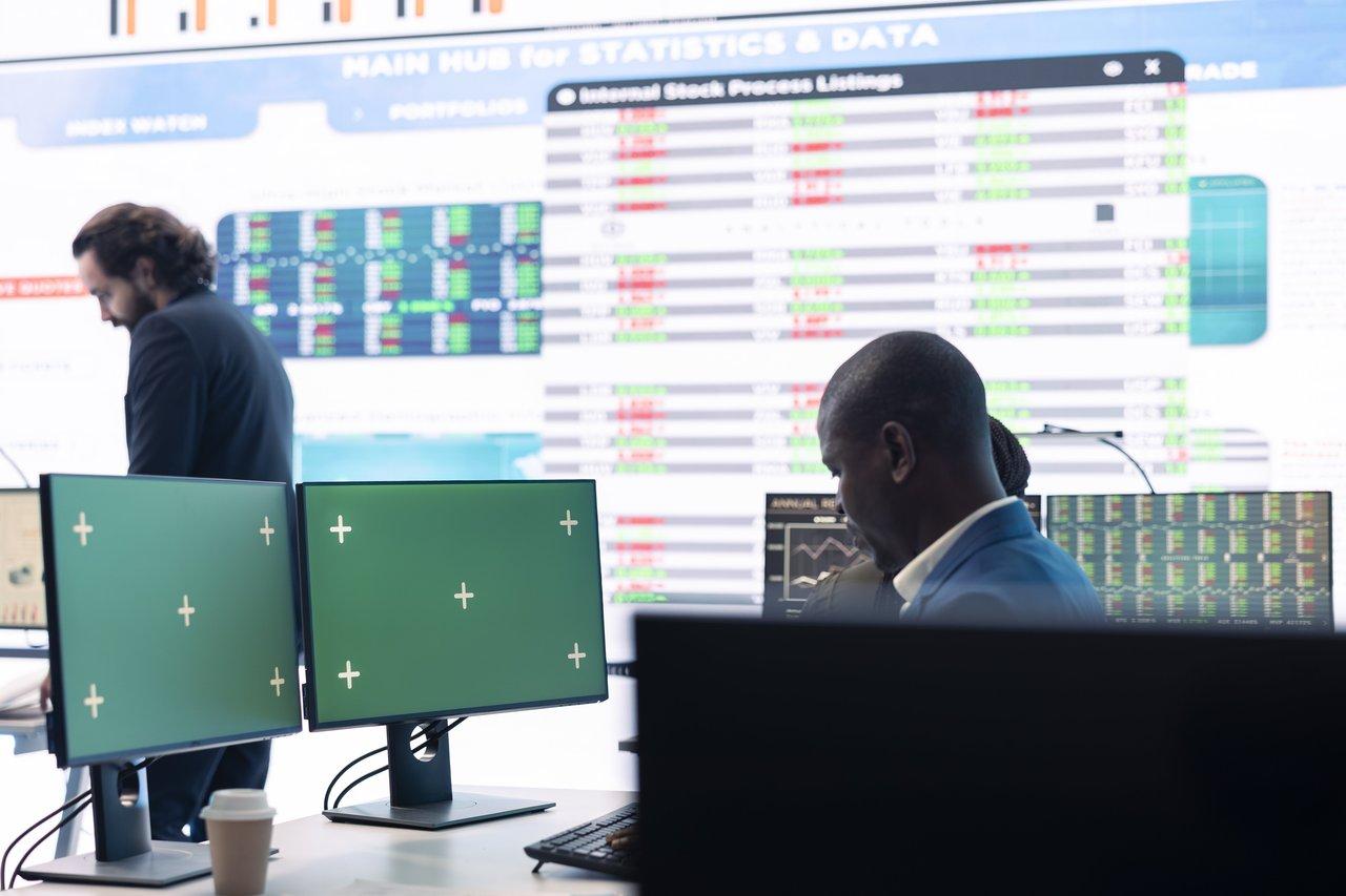 Tableau de bord FinTech risk dashboard affichant indicateurs, alertes et contrôles pour une gestion efficace des risques financiers.