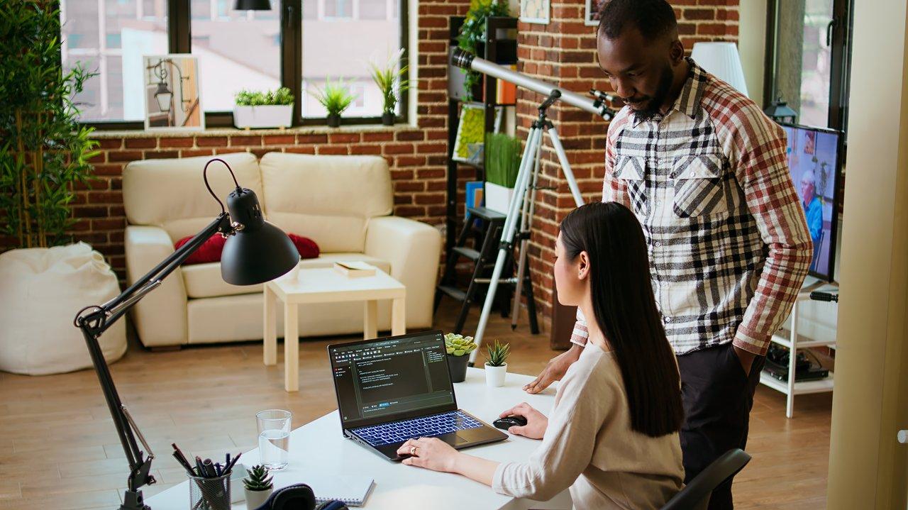 Une équipe de PME en formation numérique pour accélérer leur transformation digitale en 2025.
